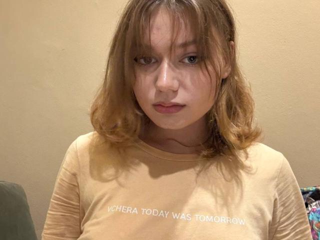 LeanaBairos - Live porn &amp; sex cam - 29652683
