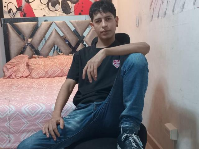 AndresColl69 - Live porn &amp; sex cam - 29653988