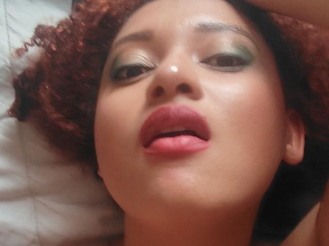 VioletaSwitch - Live porn &amp; sex cam - 29656475