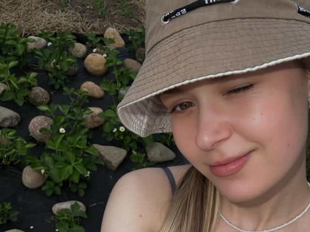 LillianaWhang - Porno na żywo i seks kamera - 29659814