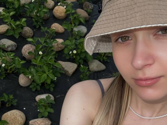 LillianaWhang - Porno na żywo i seks kamera - 29659817