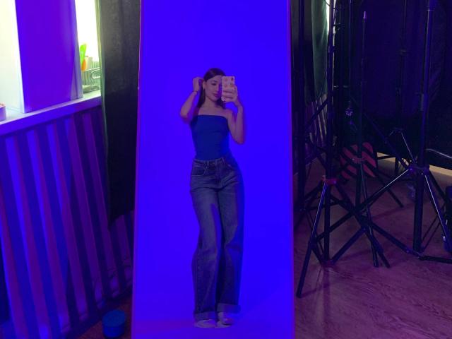 XeniaSherod - Live porn &amp; sex cam - 29666396