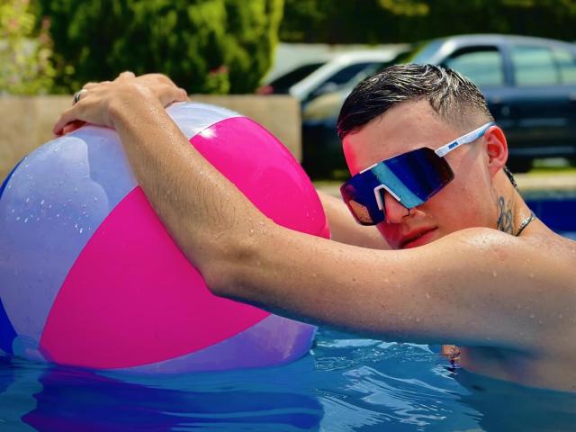 ErosHot - Live sex cam - 29684180