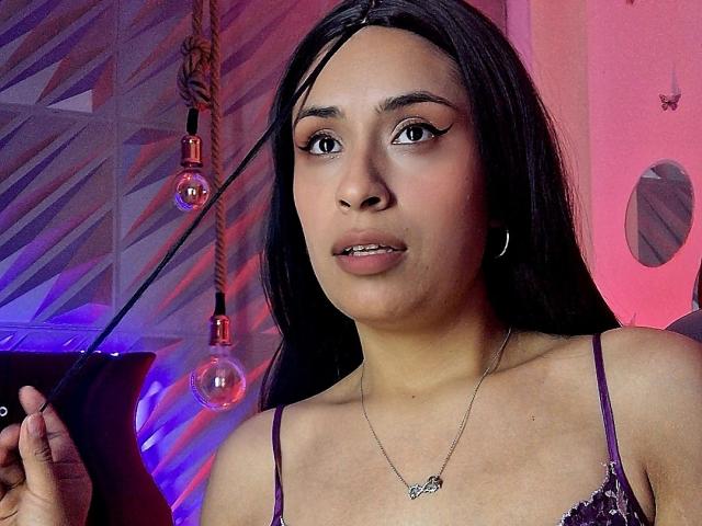 RoxanneHan - Live sex cam - 29686175