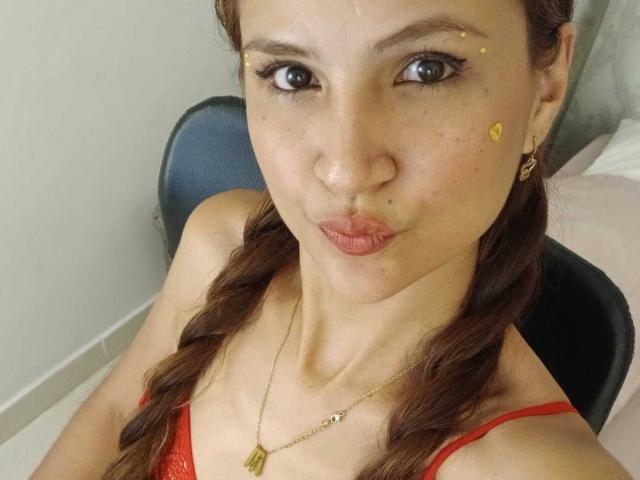 AmeliaBlond - Live porn &amp; sex cam - 29686493