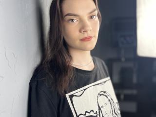Watch LatriceVer Live on XLoveCam