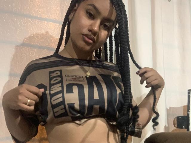 NoiraVale - Live porn &amp; sex cam - 29690339