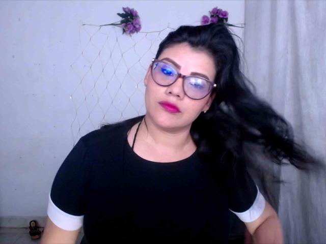 ValeriaLoveer - Live porn &amp; sex cam - 29692367