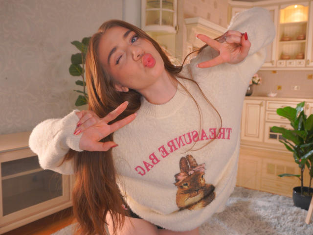 FelicitasDeroy - Live porn &amp; sex cam - 29704823