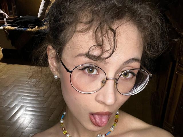 AlyceErway - Live porn &amp; sex cam - 29710187