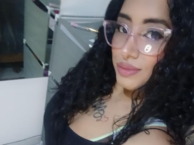 MariaCatalina - Sexe cam en vivo - 29711384