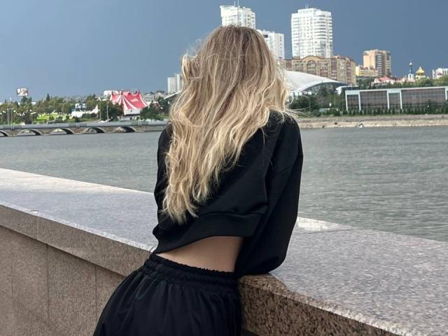 LauraleePenderel - Live sexe cam - 29714618