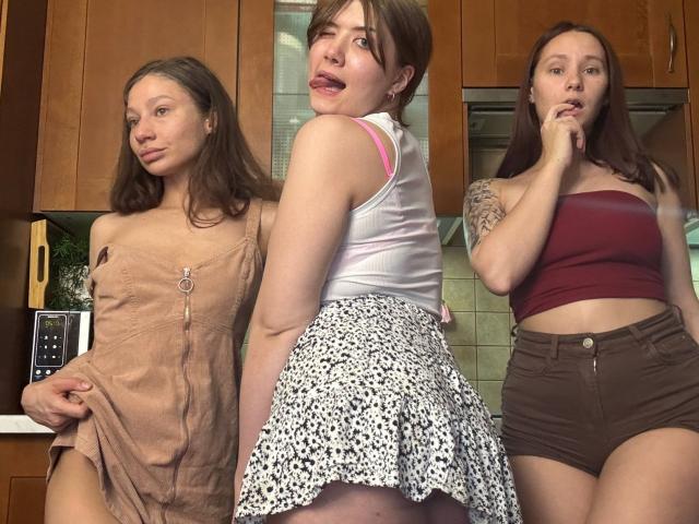 HotCaramelsTrio - Live Sex Cam - 29716748