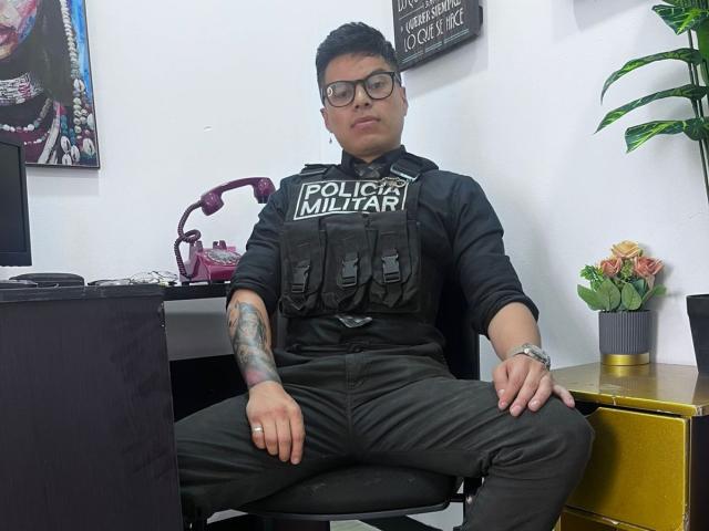 AquilesTaylor - Live porn &amp; sex cam - 29718167