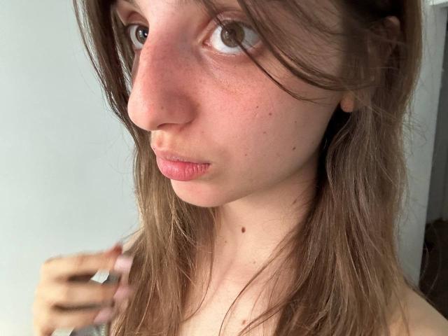 KarieMestler - Live Sex Cam - 29719304