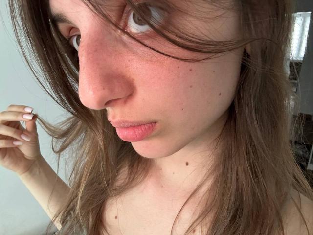 KarieMestler - Live Sex Cam - 29719319
