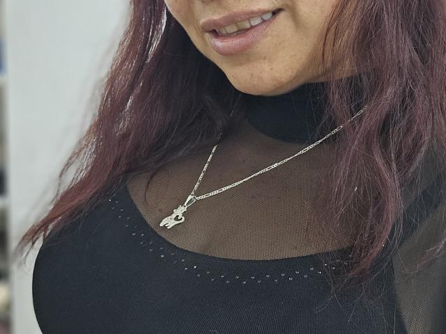 AlessiaRed - Live porn &amp; sex cam - 29725820