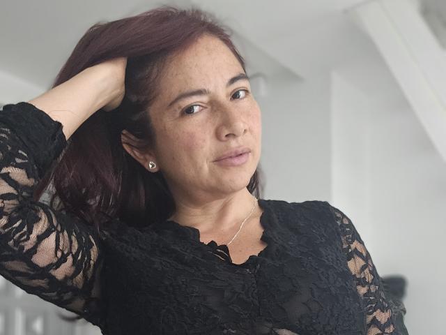 AlessiaRed - Live porn &amp; sex cam - 29725823