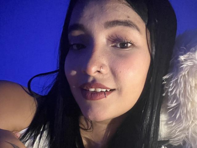 SaritaKlart - Live porn &amp; sex cam - 29725928
