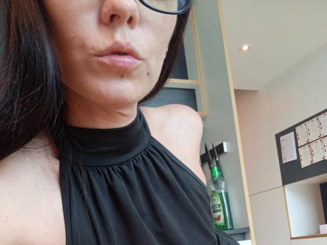 OrianaLaFrancaise - Sexe cam en vivo - 29730932