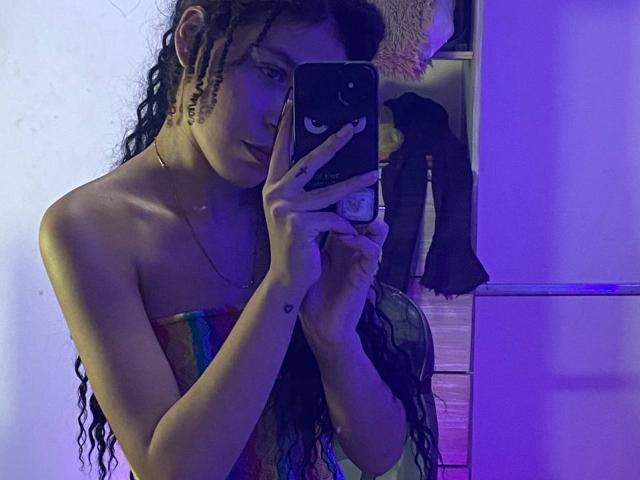 YourLiliana - Live porn &amp; sex cam - 29732840