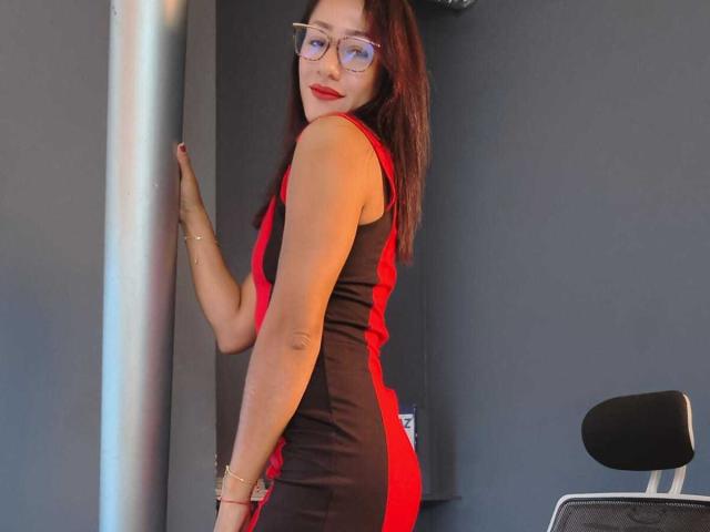 SamanthaCorine - Camera khiêu dâm &amp; quyến rũ trực tiếp - 29735105