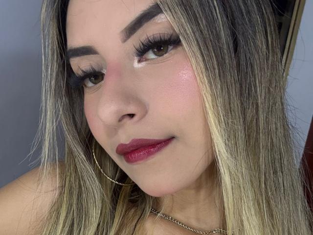 CloeRouss - Live porn &amp; sex cam - 29738759