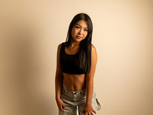 AlinnaSans - Live porn &amp; sex cam - 29748812