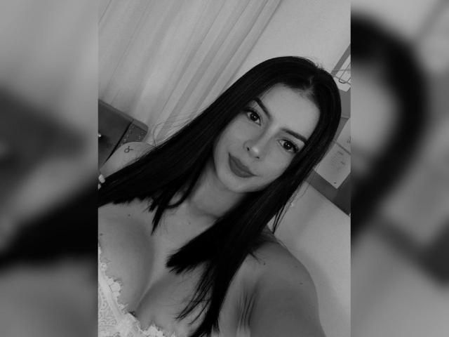 IsabellaJames - Live porn &amp; sex cam - 29756273