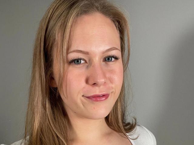 JuliaMey-hot - Live porn &amp; sex cam - 29756996