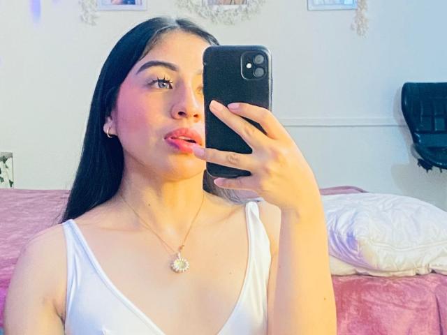 ZoeRedds - Live sex cam - 29760230