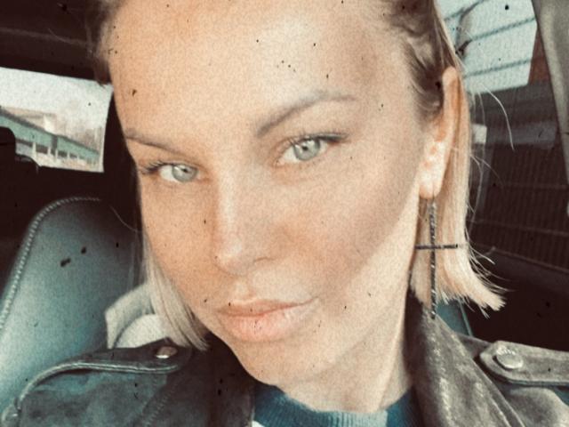 BelleLisaG - Live sex cam - 29761835