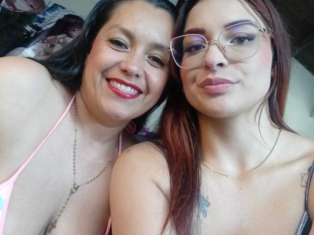 SaraAndMarilyn69 - сексуальная веб-камера в реальном времени - 29763794