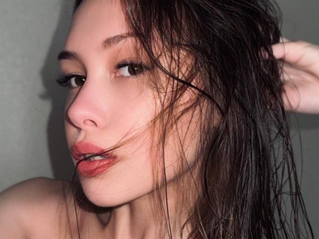 AnyaRuivo - сексуальная веб-камера в реальном времени - 29763920