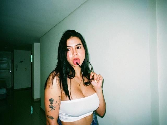 IsabellaJames - Sexe cam en vivo - 29765303