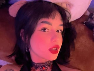 Watch CatarsisCat Live on XLoveCam