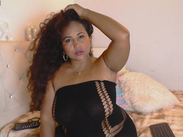 YiyaHot69 - Live porn &amp; sex cam - 29770391