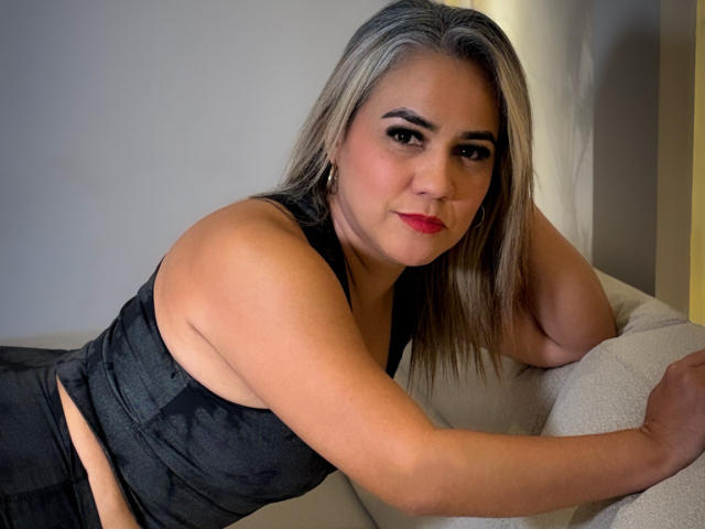CamilaNoer - Live porn &amp; sex cam - 29770805
