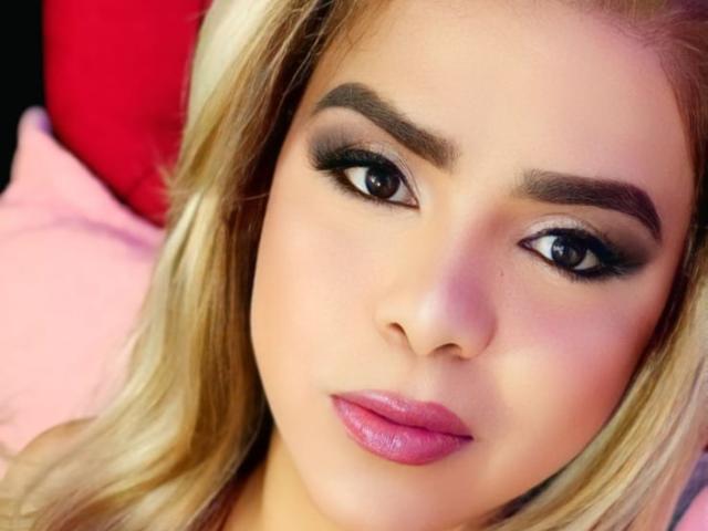 SweetSubmissiveGabriela - Live porn &amp; sex cam - 29774303
