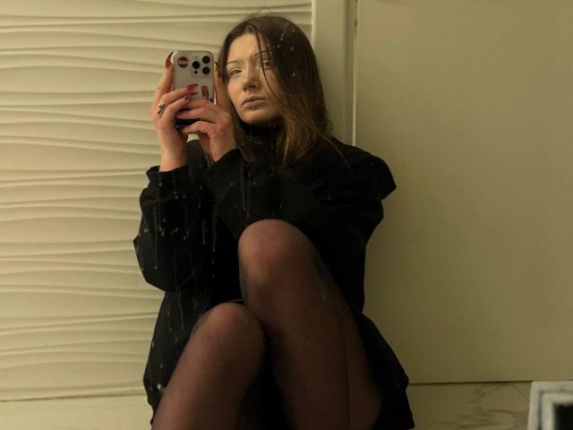 AngiePlassmeyer - Live porn &amp; sex cam - 29779739