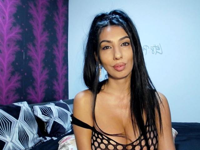 BrunetteBabe69 - Live porn &amp; sex cam - 29782400