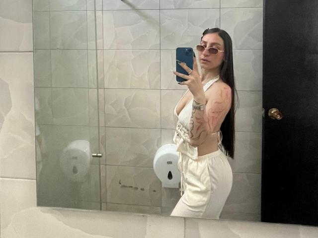 MaddyCarina - Live porn &amp; sex cam - 29783648