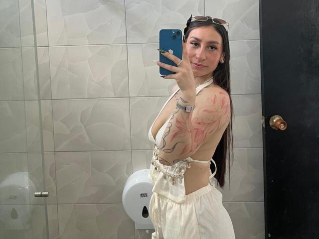 MaddyCarina - Live porn &amp; sex cam - 29783660