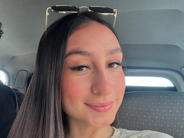 MaddyCarina - Live porn &amp; sex cam - 29784716