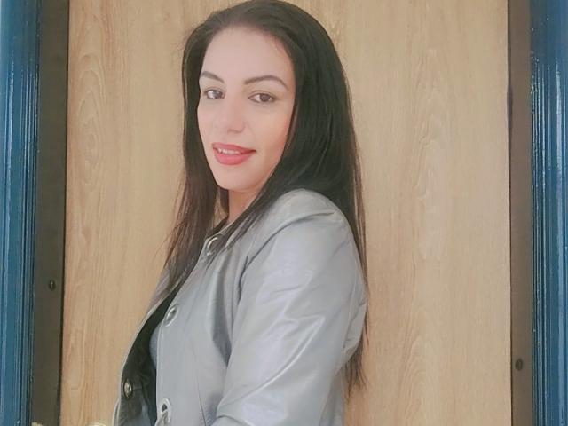 CamilleRiver - Live porn &amp; sex cam - 29788712