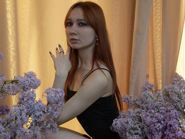 AdrianeWalter - Live porn &amp; sex cam - 29791268