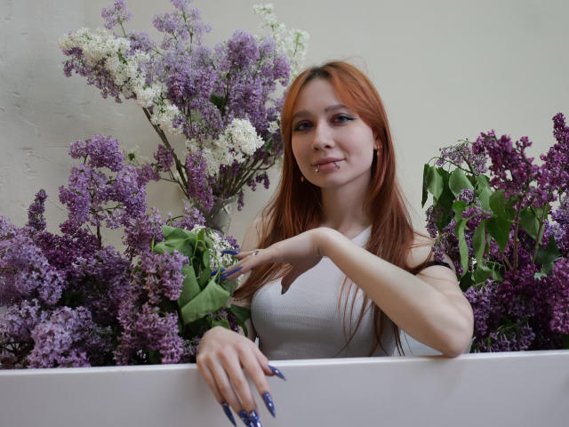 AdrianeWalter - Live porn &amp; sex cam - 29791706