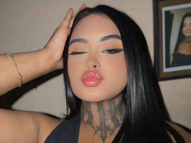 LairaHearvy - Live porn &amp; sex cam - 29791751