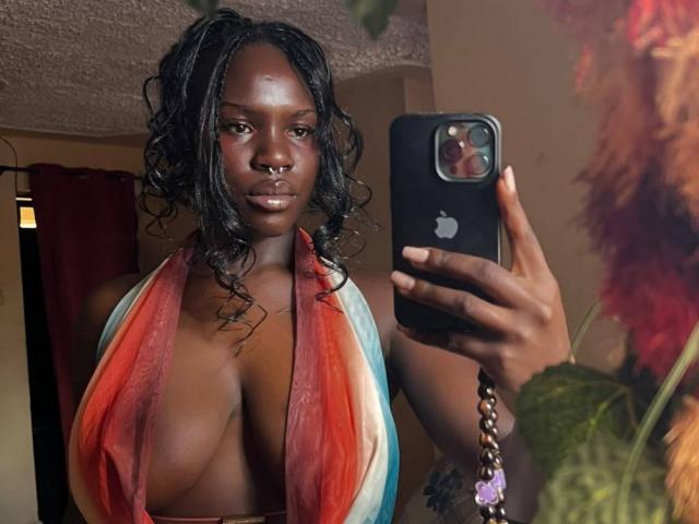 EmpressWater - Live Sex Cam - 29792900