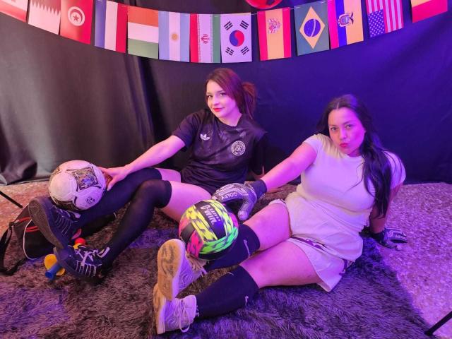 SaraAndMarilyn69 - Live porn &amp; sex cam - 29793497